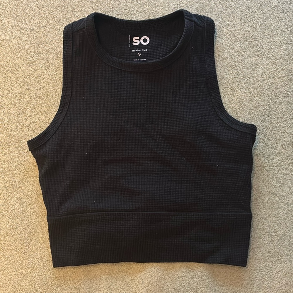 Women’s black crop top